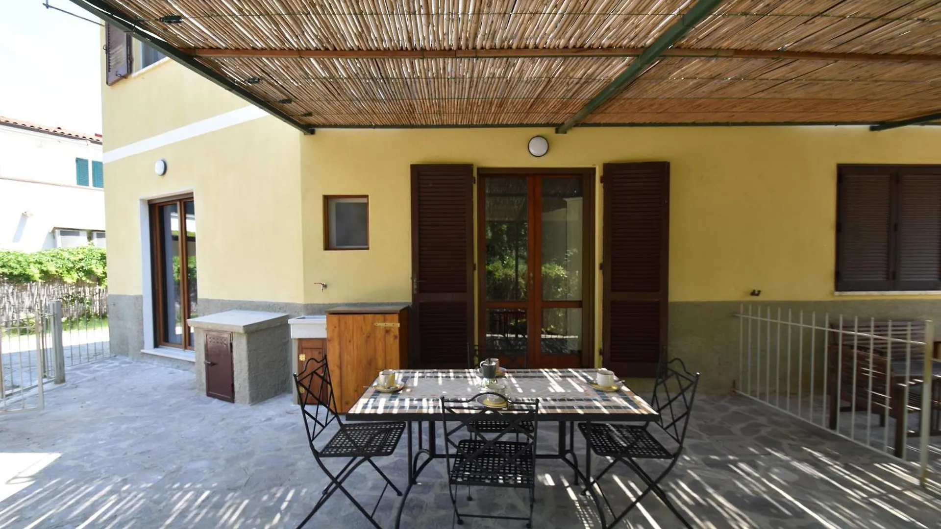 Trilocale Anfora - Zona Mare Con Spazio Esterno, Clima, Posto Auto Marina di Campo 0*,