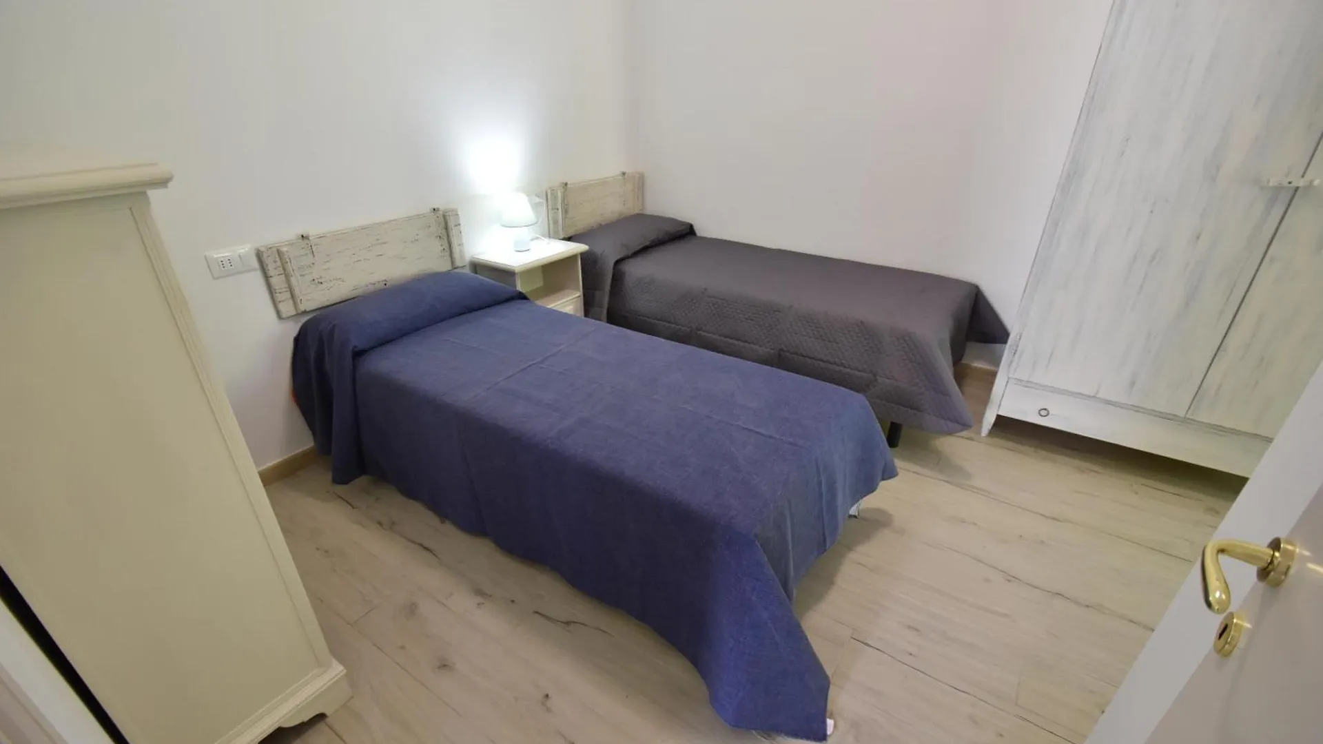 Apartment Trilocale Anfora - Zona Mare Con Spazio Esterno, Clima, Posto Auto Marina di Campo